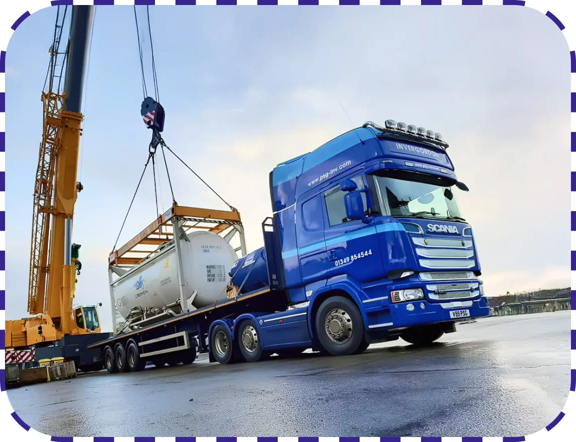 Haulage truck lifting container with crane