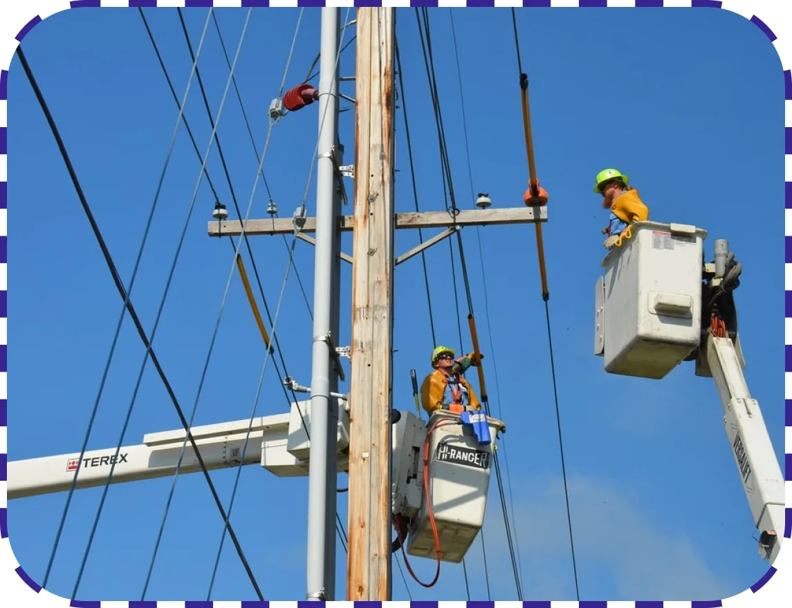 Cherry picker lifting technician
